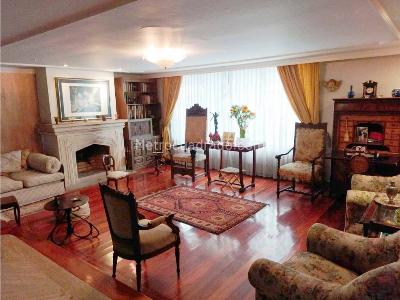Casa de 4 alcobas en venta en Santa Ana Occidental, Bogotá, 500 m² · foto 14 de 20