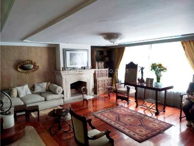 Casa de 4 alcobas en venta en Santa Ana Occidental, Bogotá, 500 m² · foto 18 de 20