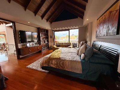 Casa de 5 alcobas en venta en San Jose De Bavaria, Bogotá, 580 m² · foto 11 de 20