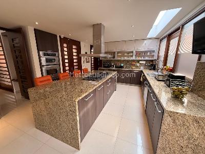 Casa de 5 alcobas en venta en San Jose De Bavaria, Bogotá, 580 m² · foto 9 de 20