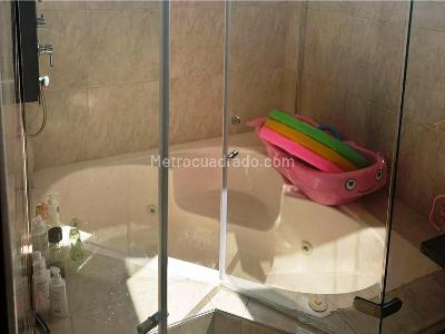 Casa de 5 alcobas en venta en Fonqueta, Chía, 300 m² · foto 9 de 20
