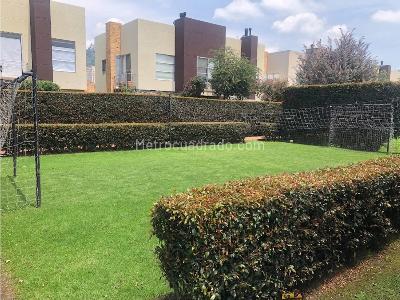 Casa de 3 alcobas en venta en Vereda Cerca De Piedra, Chía, 142 m² · foto 20 de 20