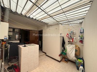 Casa de 4 alcobas en venta en Las Villas, Bogotá, 210 m² · foto 11 de 20