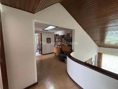 Casa de 4 alcobas en venta en Las Villas, Bogotá, 210 m² · foto 18 de 20