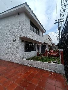 Casa en venta en Normandia, Bogotá · foto 17 de 19