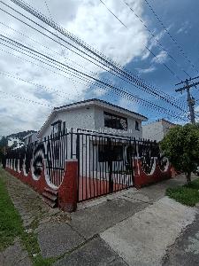 Casa en venta en Normandia, Bogotá · foto 2 de 19