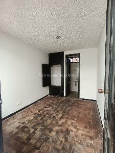 Casa en venta en Normandia, Bogotá · foto 8 de 19