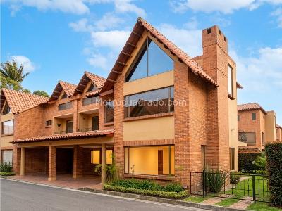 Casa de 4 alcobas en venta en Rosales, Chía, 320 m² · foto 6 de 19