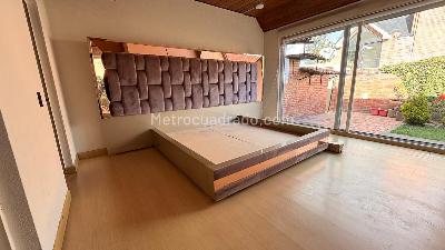 Casa de 3 alcobas en venta en San Jose De Bavaria, Bogotá, 240 m² · foto 9 de 20