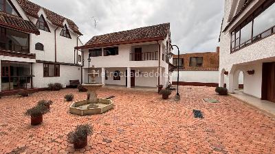 Casa de 3 alcobas en venta en San Jose De Bavaria, Bogotá, 170 m² · foto 18 de 20