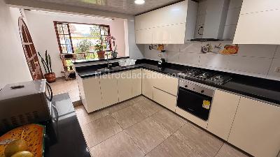 Casa de 3 alcobas en venta en San Jose De Bavaria, Bogotá, 170 m² · foto 6 de 20