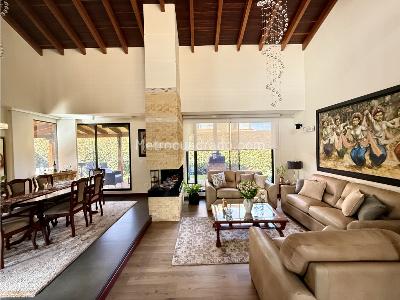 Casa de 4 alcobas en venta en Carreton, Cajicá, 288 m² · foto 2 de 20