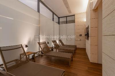 Apartamento de 3 alcobas en venta en Los Rosales, Bogotá, 379 m² · foto 15 de 20