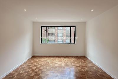 Apartamento de 3 alcobas en venta en Los Rosales, Bogotá, 248 m² · foto 3 de 20