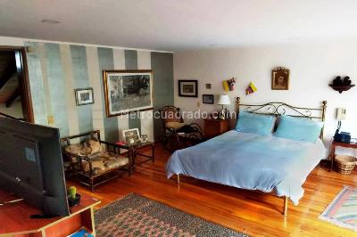 Casa de 4 alcobas en venta en Santa Ana Occidental, Bogotá, 500 m² · foto 7 de 17