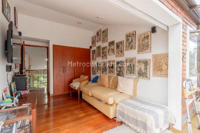 Casa de 5 alcobas en venta en Niza, Bogotá, 454 m² · foto 17 de 20