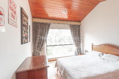 Casa de 5 alcobas en venta en Los Naranjos, Bogotá, 420 m² · foto 14 de 20