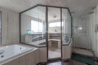Casa de 5 alcobas en venta en Los Naranjos, Bogotá, 420 m² · foto 18 de 20