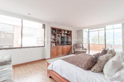 Apartamento en venta en Santa Barbara Central, Bogotá · foto 10 de 20