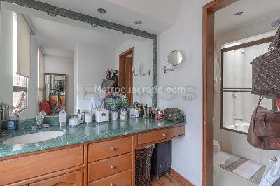 Apartamento en venta en Santa Barbara Central, Bogotá · foto 13 de 20