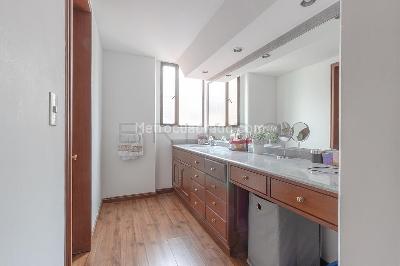 Apartamento en venta en Santa Barbara Central, Bogotá · foto 20 de 20