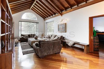 Casa de 5 alcobas en venta en La Calera, La Calera, 553 m² · foto 2 de 20