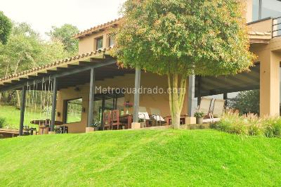 Casa de 4 alcobas en venta en La Calera, La Calera, 426 m² · foto 5 de 16