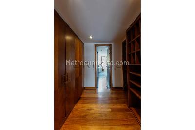 Apartamento de 4 alcobas en venta en Santa Barbara Alta Usaquen, Bogotá, 530 m² · foto 12 de 20