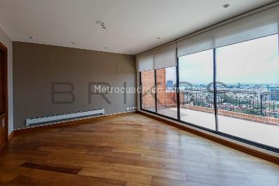 Apartamento de 4 alcobas en venta en Santa Barbara Alta Usaquen, Bogotá, 530 m² · foto 18 de 20