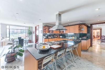 Apartamento de 4 alcobas en venta en Santa Barbara Alta, Bogotá, 500 m² · foto 17 de 20