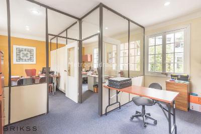 Casa de 5 alcobas en venta en La Macarena, Bogotá, 571 m² · foto 7 de 18
