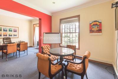 Casa de 5 alcobas en venta en La Macarena, Bogotá, 571 m² · foto 12 de 18