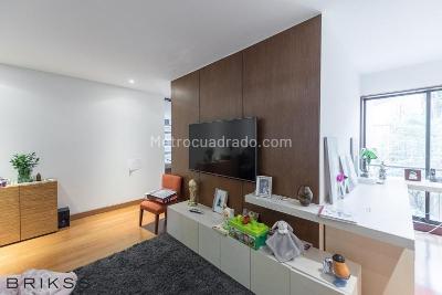 Apartamento de 3 alcobas en venta en Los Rosales, Bogotá, 280 m² · foto 13 de 17