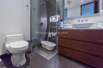 Apartamento de 3 alcobas en venta en Los Rosales, Bogotá, 280 m² · foto 17 de 17
