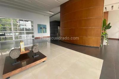 Apartamento de 3 alcobas en venta en El Poblado, Medellín, 408 m² · foto 16 de 16