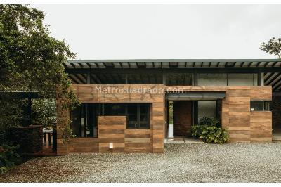 Casa de 2 alcobas en venta en Vereda Pantanillo, Envigado, 286 m² · foto 2 de 20