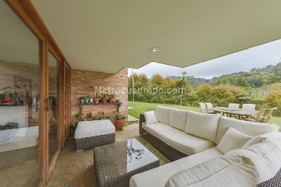 Casa de 4 alcobas en venta en Envigado, Envigado, 370 m² · foto 5 de 20