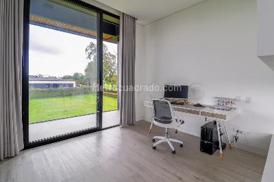 Casa de 4 alcobas en venta en Llanogrande, Rionegro, 723 m² · foto 10 de 20