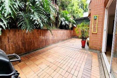 Casa de 4 alcobas en venta en El Poblado, Medellín, 385 m² · foto 5 de 16