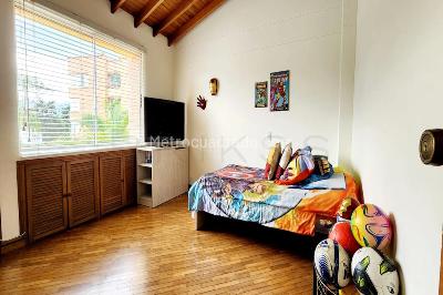 Casa de 4 alcobas en venta en El Poblado, Medellín, 385 m² · foto 13 de 16
