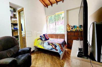 Casa de 4 alcobas en venta en El Poblado, Medellín, 385 m² · foto 14 de 16