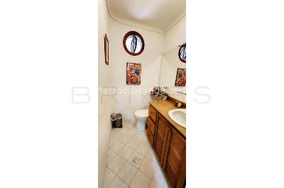 Casa de 4 alcobas en venta en El Poblado, Medellín, 385 m² · foto 16 de 16