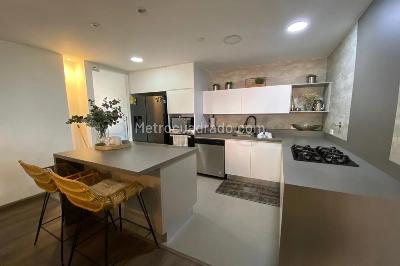 Apartamento en venta en Loma De Las Brujas, Envigado · foto 8 de 18