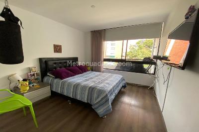 Apartamento en venta en Loma De Las Brujas, Envigado · foto 15 de 18