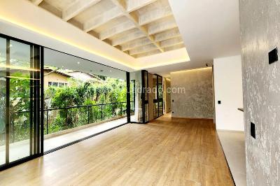 Apartamento de 2 alcobas en venta en El Poblado, Medellín, 240 m² · foto 3 de 13