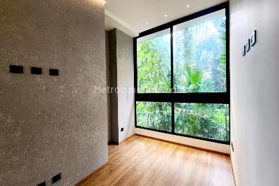 Apartamento de 2 alcobas en venta en El Poblado, Medellín, 240 m² · foto 12 de 13