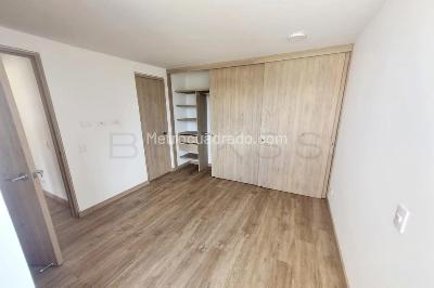 Apartamento de 3 alcobas en venta en El Porvenir, Rionegro, 68 m² · foto 4 de 9