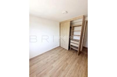 Apartamento de 3 alcobas en venta en El Porvenir, Rionegro, 68 m² · foto 8 de 9