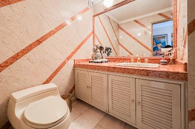 Apartamento de 4 alcobas en venta en La Carolina, Bogotá, 377 m² · foto 7 de 20