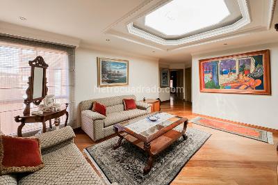 Apartamento de 4 alcobas en venta en La Carolina, Bogotá, 377 m² · foto 8 de 20